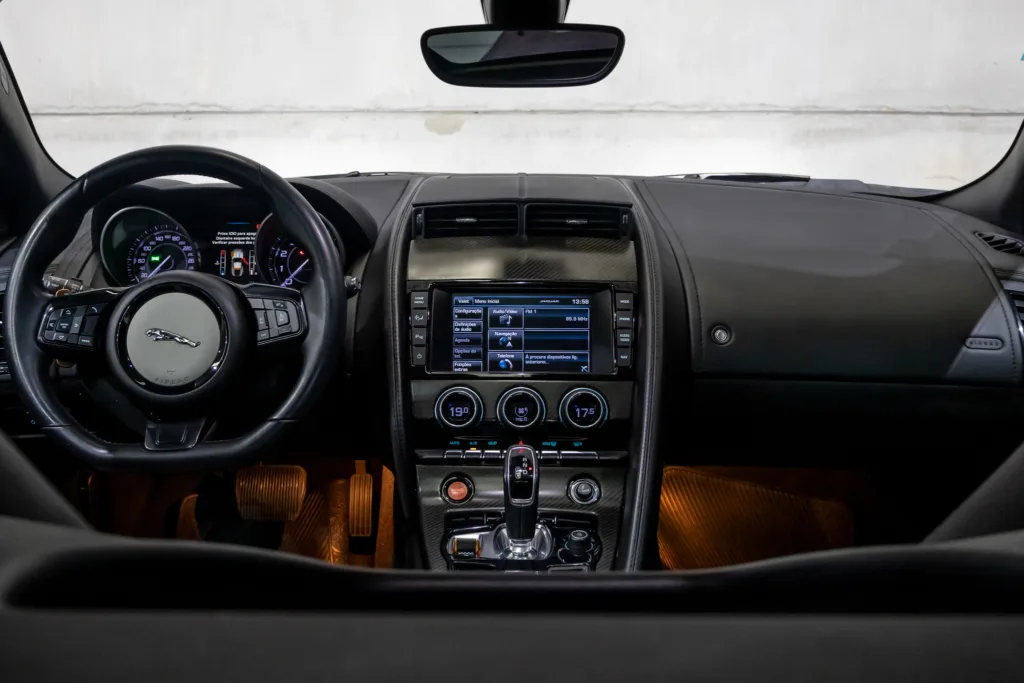 Jaguar F-Type Scoupe – 2015