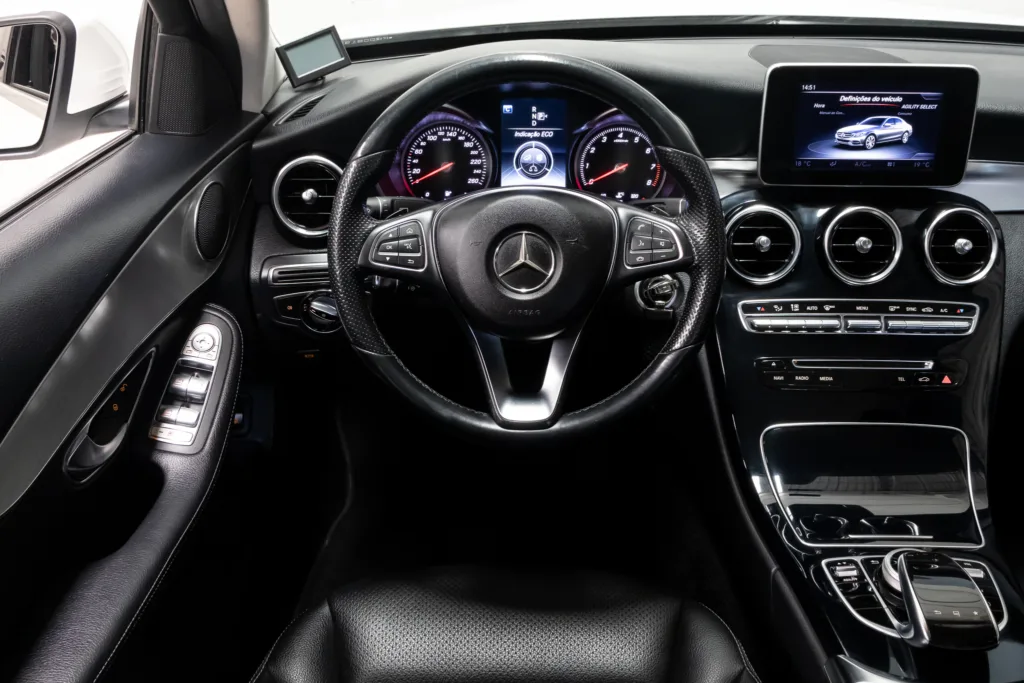 Mercedes-Benz C180 – 2015