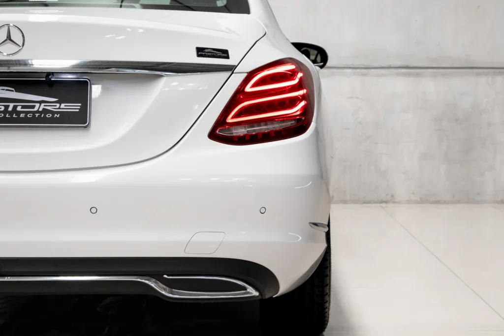 Mercedes-Benz C180 – 2015