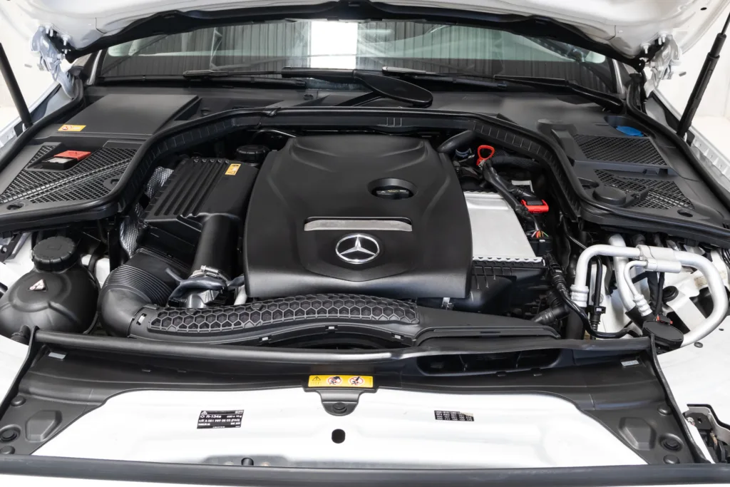 Mercedes-Benz C180 – 2015