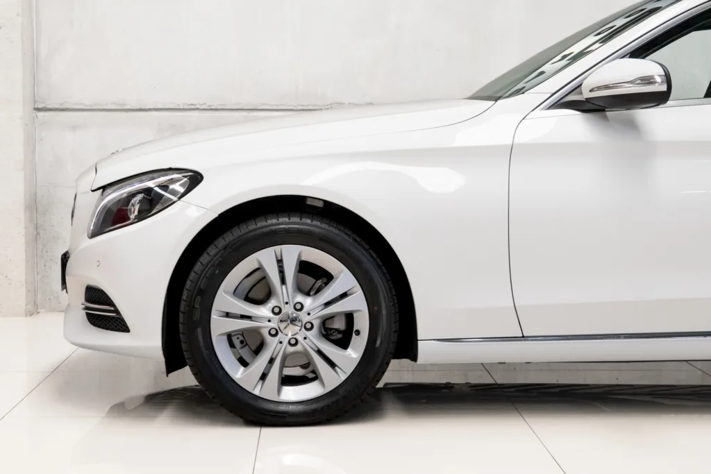 Mercedes-Benz C180 – 2015