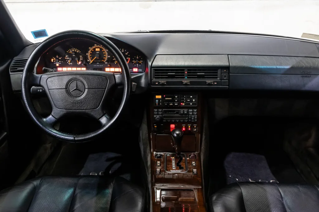Mercedes-Benz SL 600 (R129) – 1994