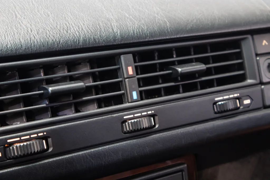 Mercedes-Benz SL 600 (R129) – 1994