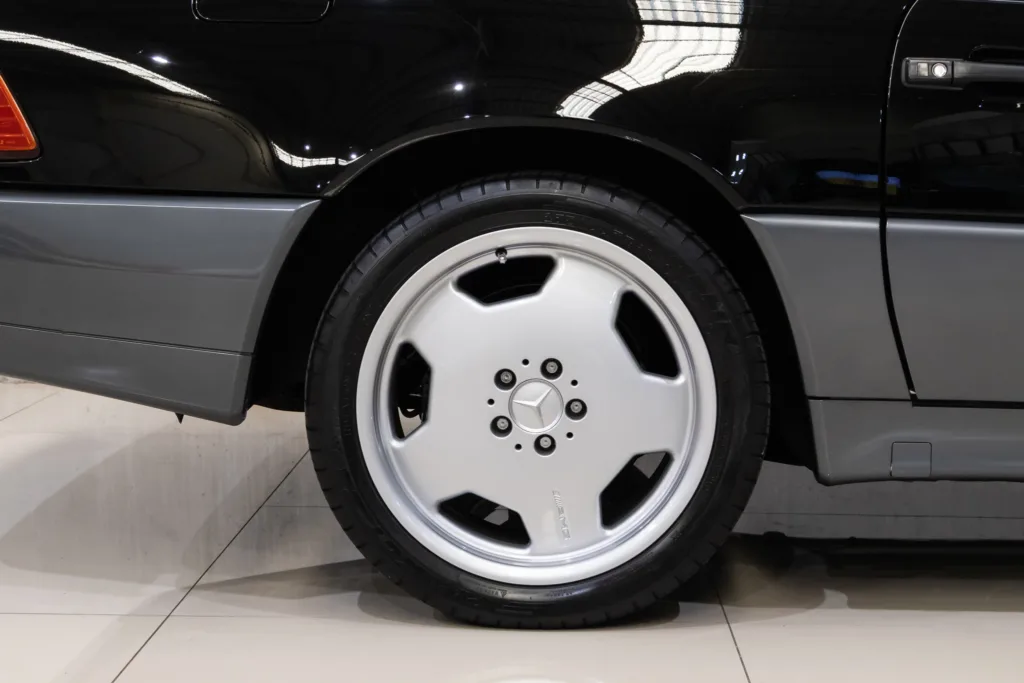 Mercedes-Benz SL 600 (R129) – 1994