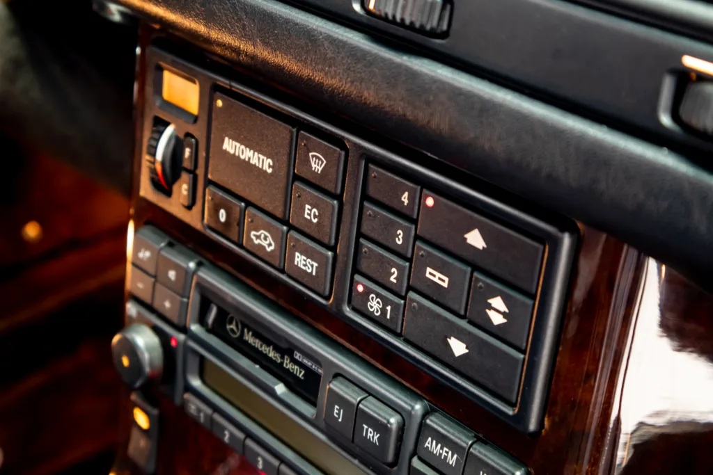 Mercedes-Benz 300 SL – 1993