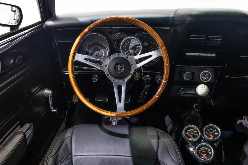 Ford Mustang Grande (R. Yates) – 1971
