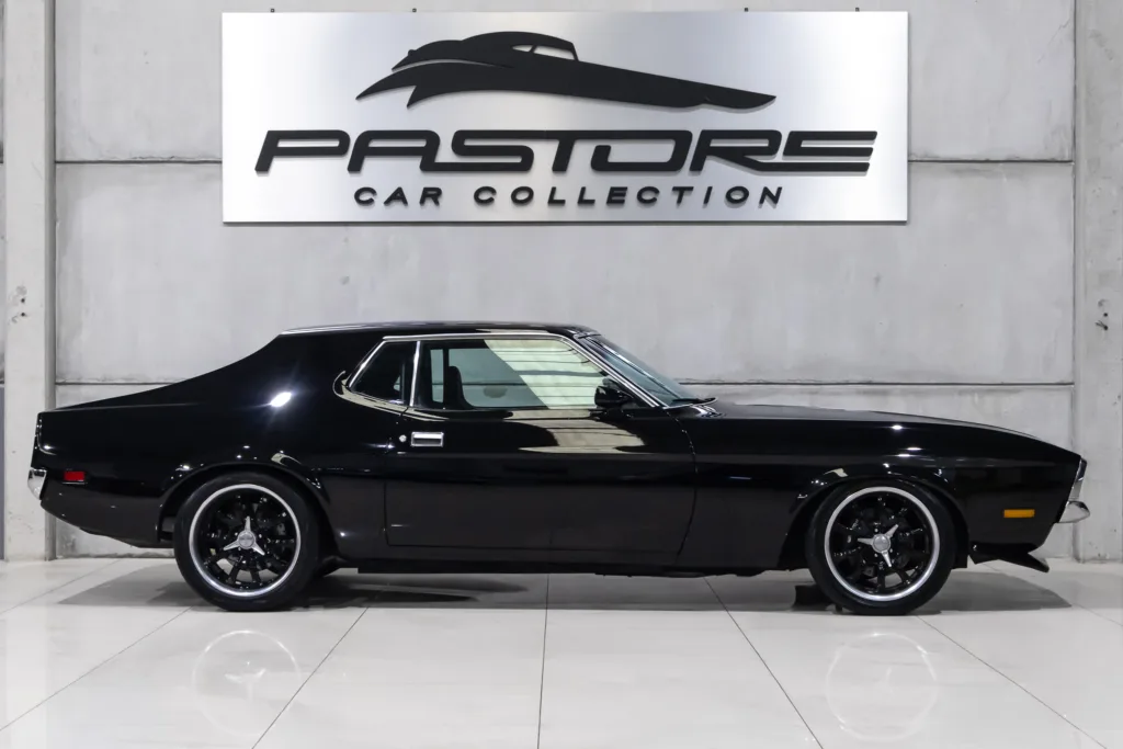 Ford Mustang Grande (R. Yates) – 1971