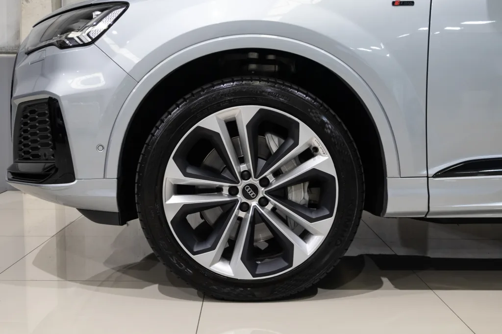Audi Q7 3.0 TFSI Quattro Hibrido– 2023