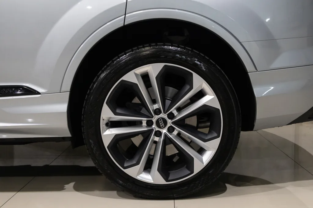 Audi Q7 3.0 TFSI Quattro Hibrido– 2023