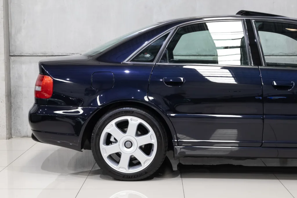 Audi S4 2.7 Bi-Turbo Quattro – 2001