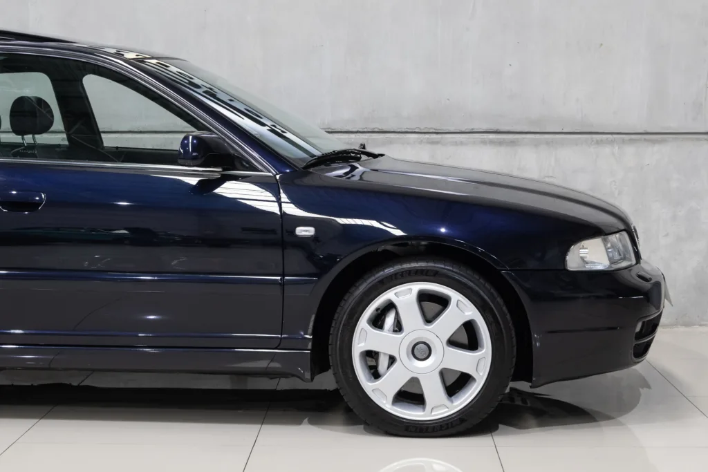 Audi S4 2.7 Bi-Turbo Quattro – 2001
