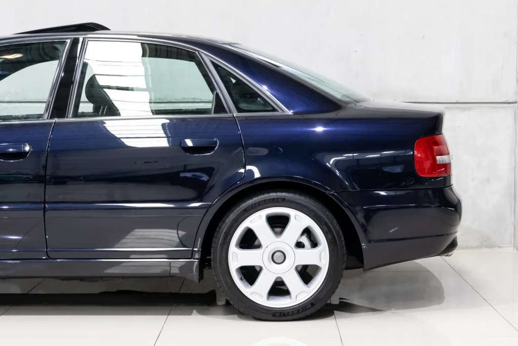 Audi S4 2.7 Bi-Turbo Quattro – 2001