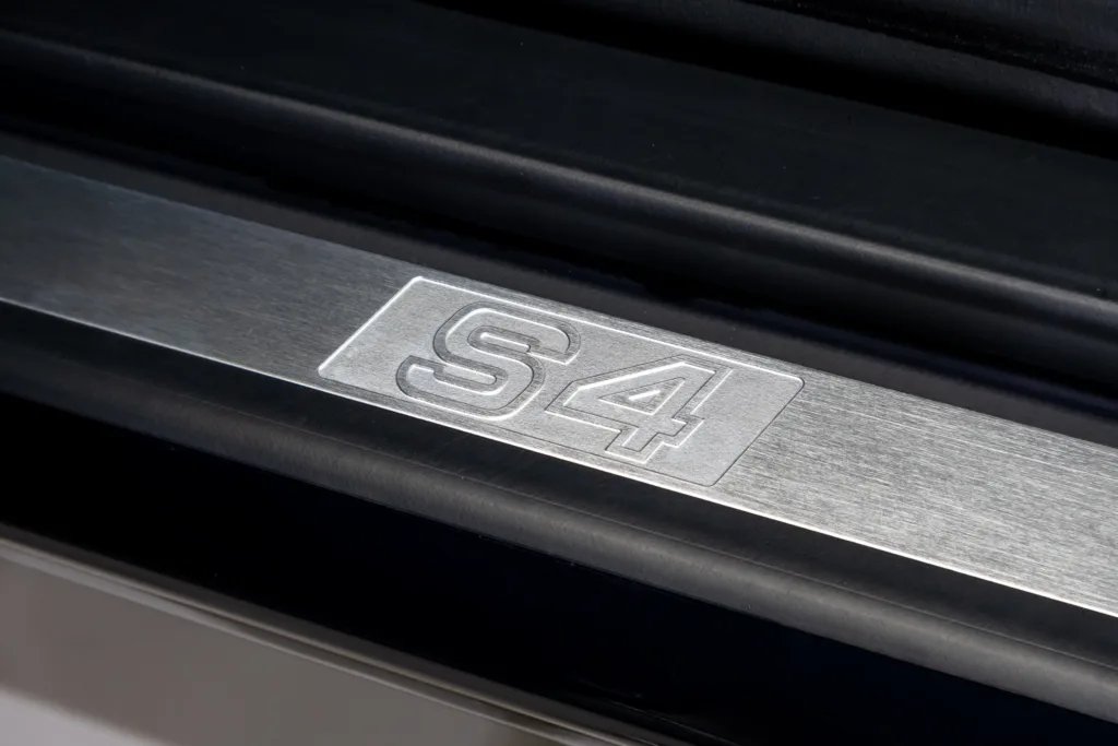 Audi S4 2.7 Bi-Turbo Quattro – 2001